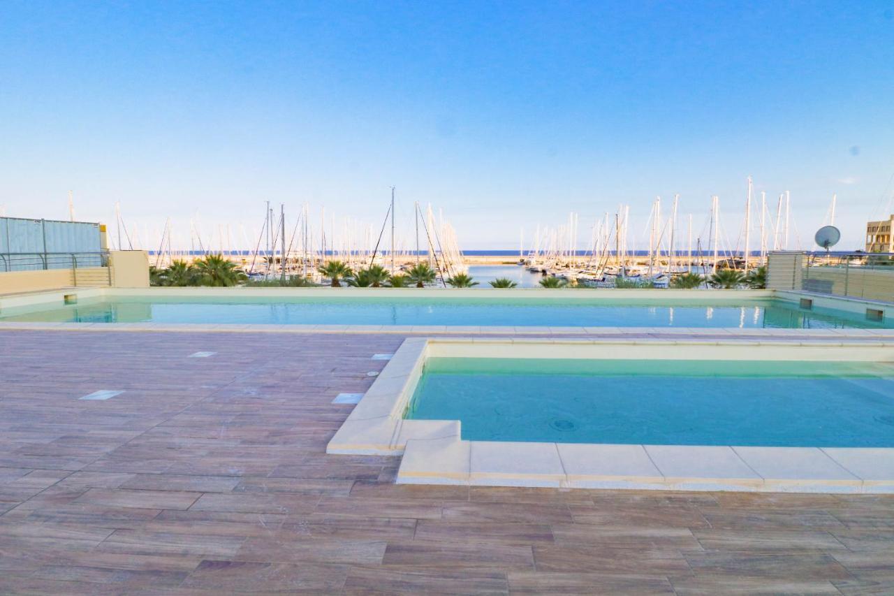 H11 Luxury 12B Porto - Piscina - Jacuzzi Apartamento Santo Stefano al Mare Exterior foto